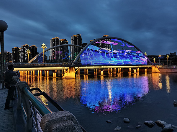 1742970194152440.jpg 尖扎河道亮化.jpg