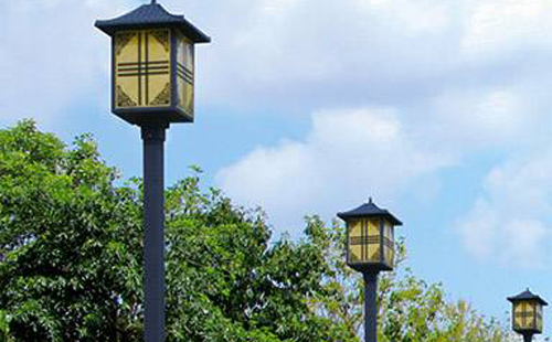 尖扎庭院灯安装间距与布灯设计全解析